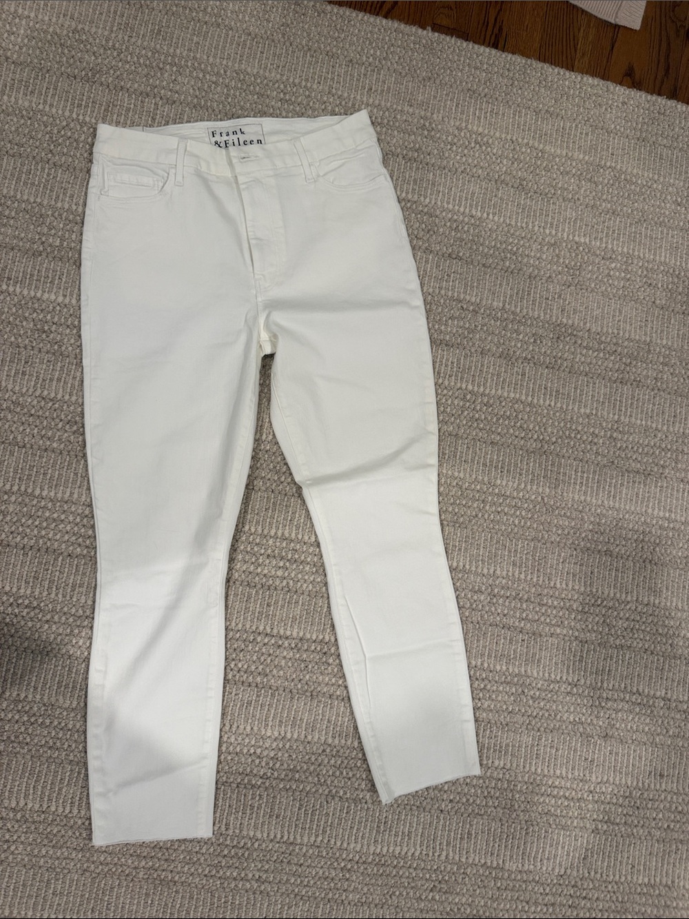 Frank & Eileen White Cropped Slim Jeans